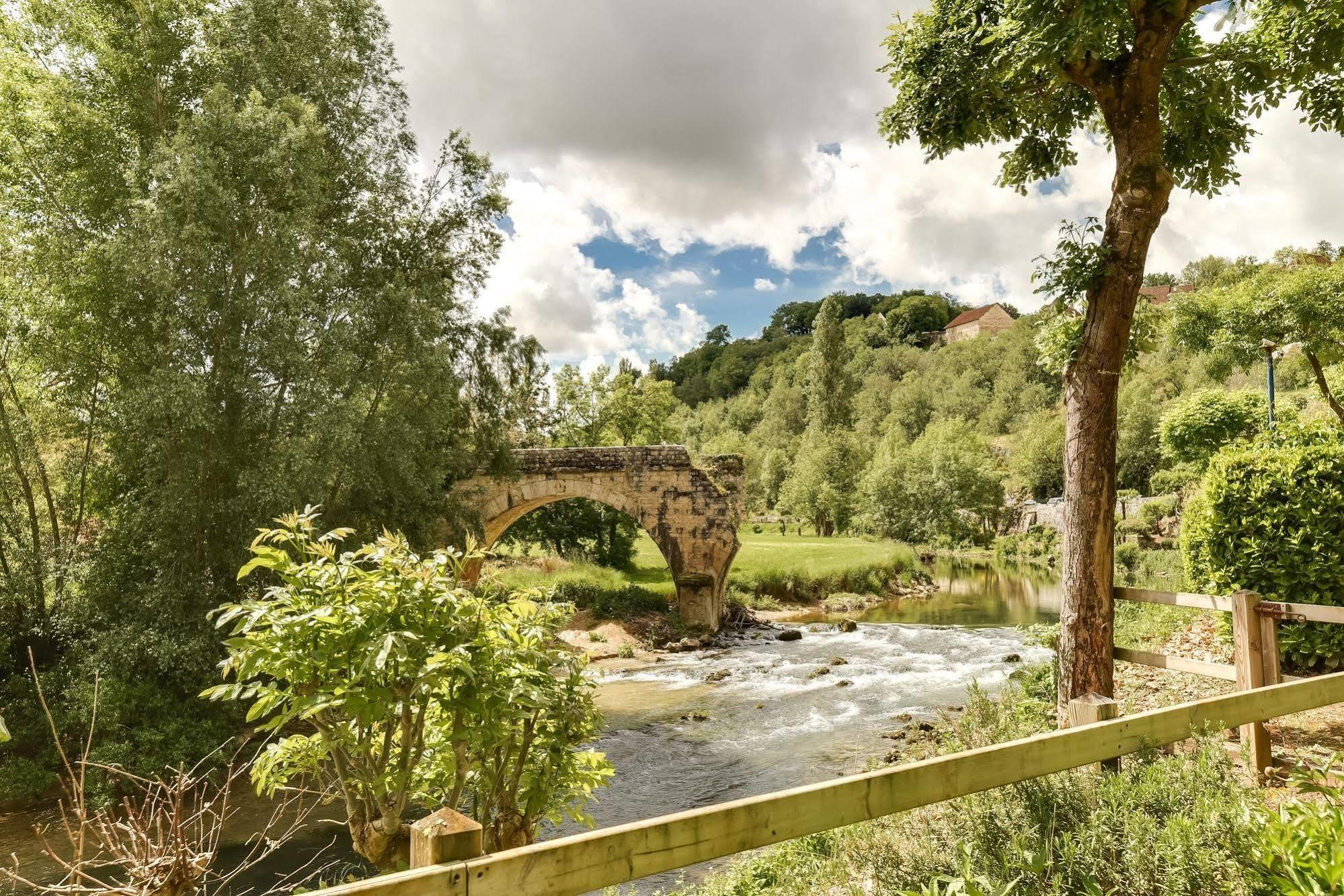 Le Pont De L'Ouysse Hotel Lacave  Екстериор снимка
